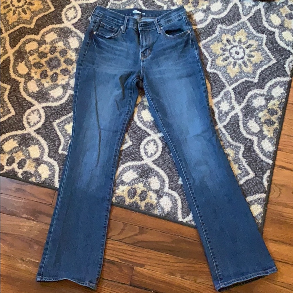 Curvy boot-cut blue jeans